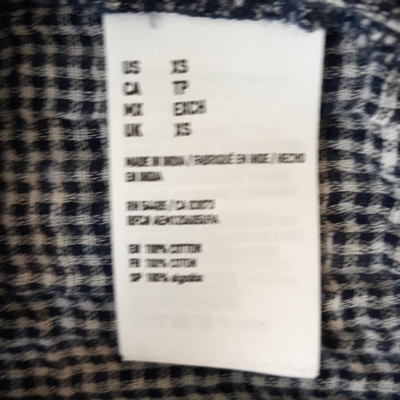 American Eagle off the shoulder top - Picture 2 of 3